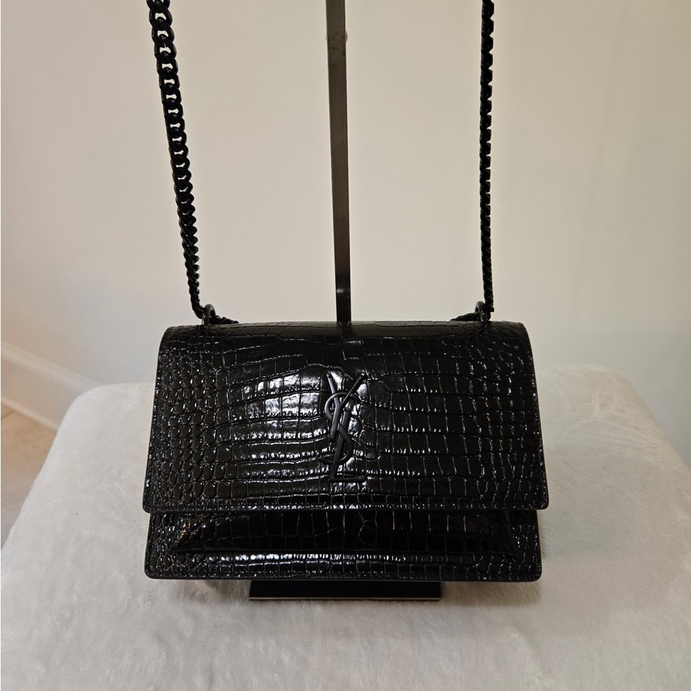 Yves Saint Laurent Black Glossy Shoulder Bag with Chain Strap - Picture 4 of 14